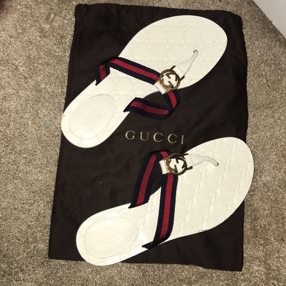 White - Gucci Flip flops